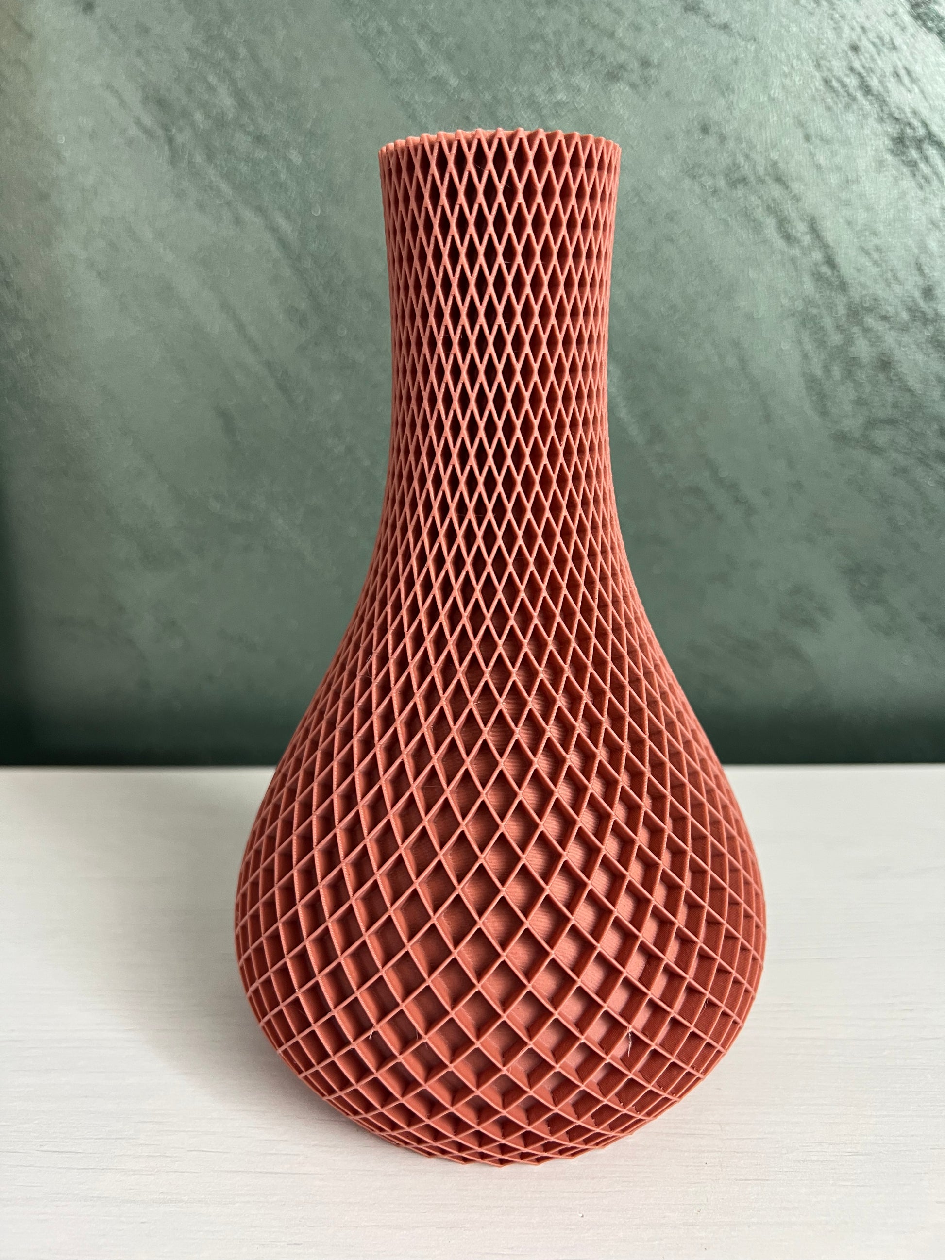 Design-Vase „Grid“ – Skulpturale Eleganz in Perfektion